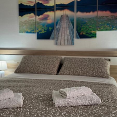 Apartamento Centrico Puente Romano Cordova Esterno foto