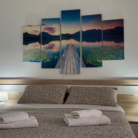 Apartamento Centrico Puente Romano Cordova Esterno foto