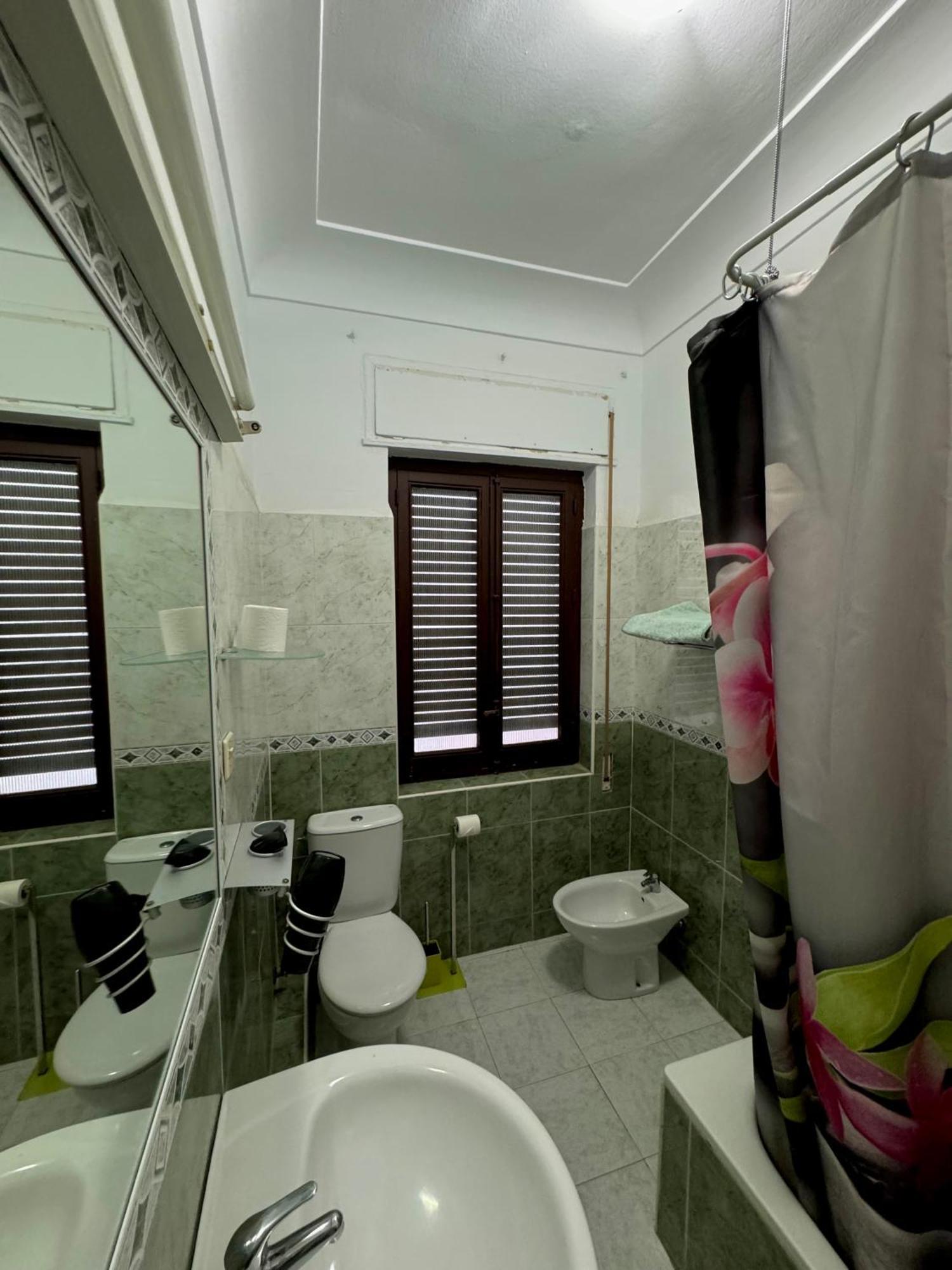 Apartamento Centrico Puente Romano Cordova Esterno foto