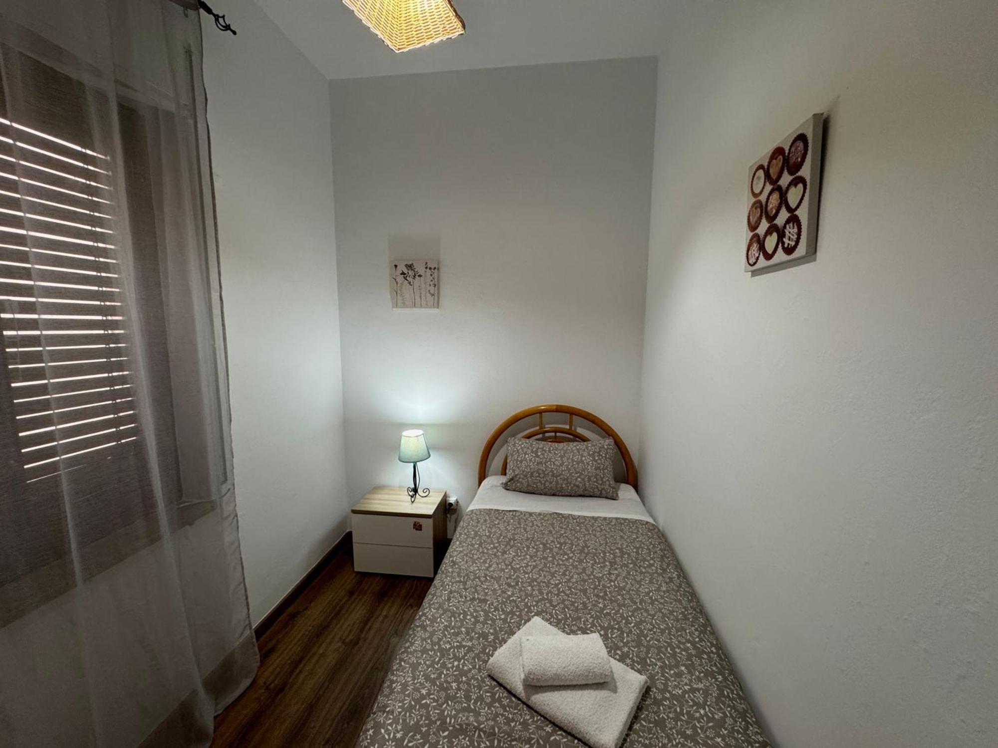 Apartamento Centrico Puente Romano Cordova Esterno foto